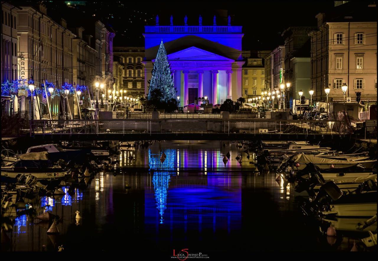 La Boutique Del Vento - Esclusivo In Pieno Centro Apartment Trieste Bagian luar foto