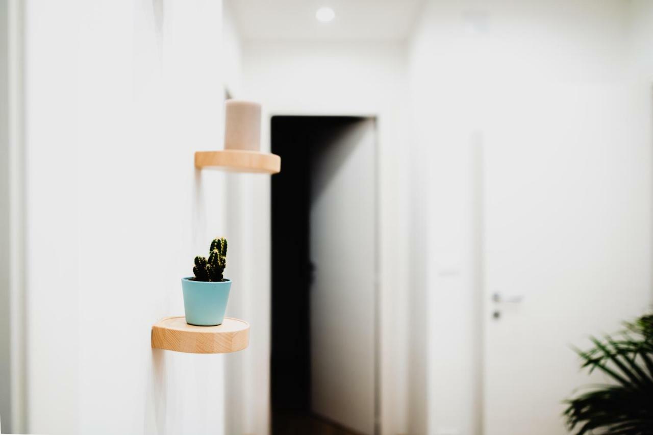 La Boutique Del Vento - Esclusivo In Pieno Centro Apartment Trieste Bagian luar foto