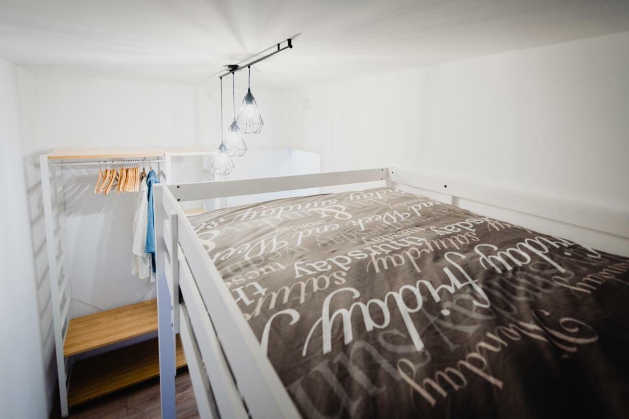 La Boutique Del Vento - Esclusivo In Pieno Centro Apartment Trieste Bagian luar foto
