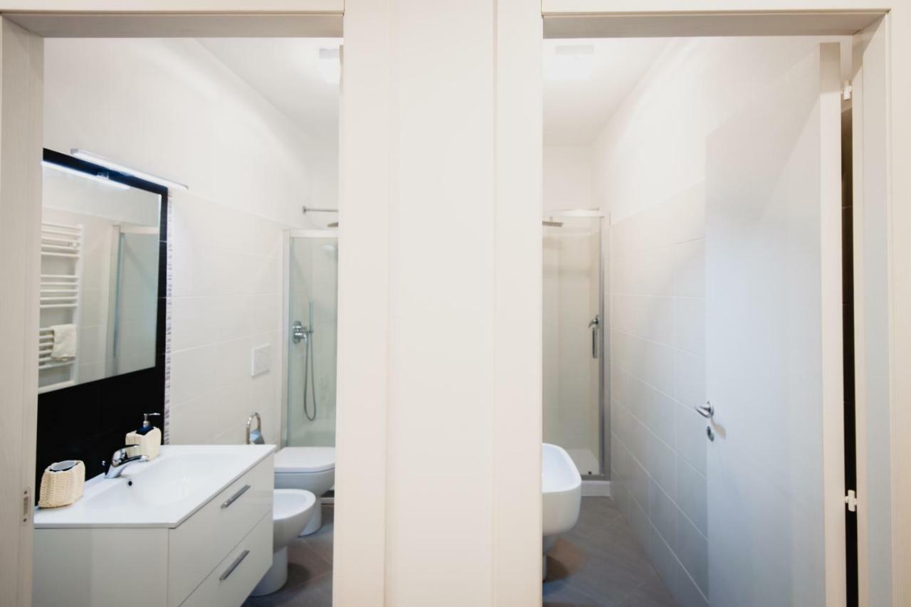 La Boutique Del Vento - Esclusivo In Pieno Centro Apartment Trieste Bagian luar foto